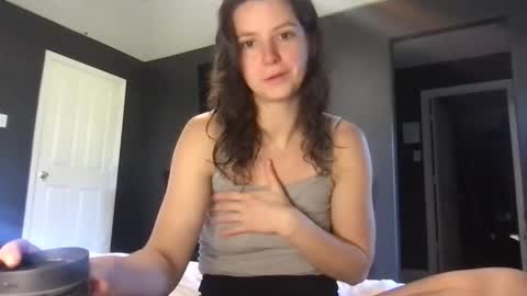 jlynn1997 online show from 13, 5, 2026