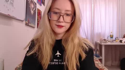 joan_kiss online show from 20, 10, 2025