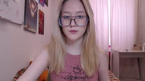 joan_kiss online show from 7, 2, 2026