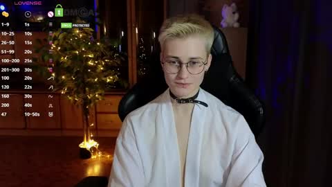 Snapshot of joan_night chatting on 14, 5, 2026 J online show from 14, 5, 2026