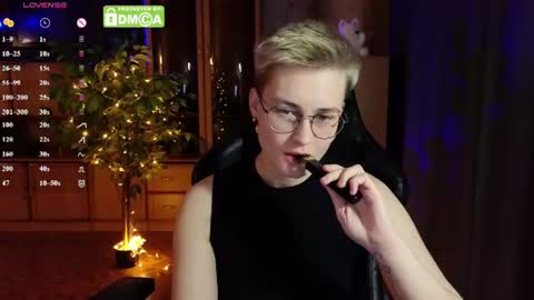 Snapshot of joan_night chatting on 10, 6, 2026 J online show from 10, 6, 2026