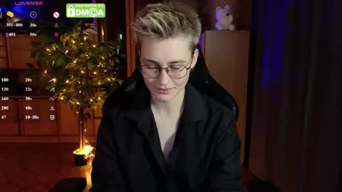 Snapshot of joan_night chatting on 11, 6, 2026 J online show from 11, 6, 2026
