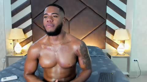 Snapshot of joan_saenz chatting on 28, 2, 2025 JOAN SAENZ online show from 28, 2, 2025