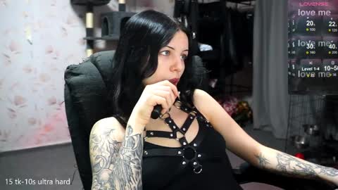 joan_wilson online show from 5, 4, 2026