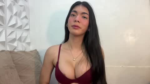 Snapshot of joanaemerald chatting on 28, 2, 2025 joana online show from 28, 2, 2025