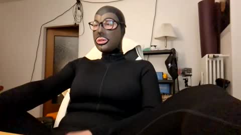 Snapshot of joanesxfree chatting on 17, 9, 2025 The sweetest toy online show from 17, 9, 2025