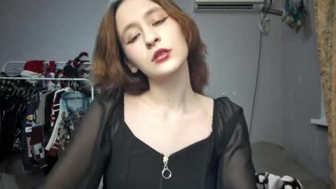 Joannatompson online show from 18, 2, 2025