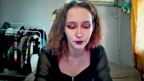Joannatompson online show from 11, 9, 2025