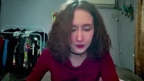 Joannatompson online show from 1, 10, 2025
