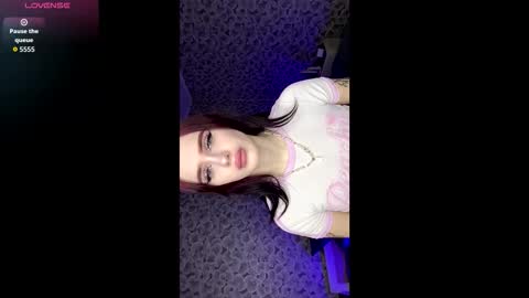 Eva  Its my first day 3 Be pantience online show from 9, 2, 2026