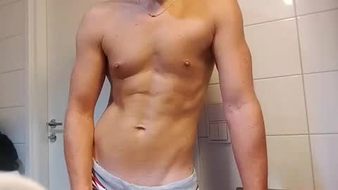 Snapshot of joaquin_h chatting on 10, 10, 2025 Joaquin online show from 10, 10, 2025