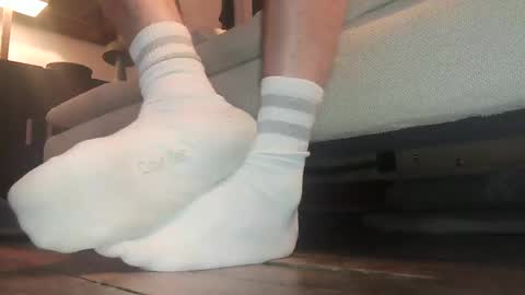 GUILLAUME feet and socks online show from 31, 1, 2025