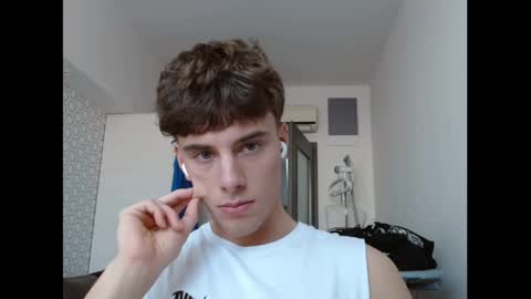 Snapshot of joel_friendly chatting on 8, 3, 2026 JOEL online show from 8, 3, 2026