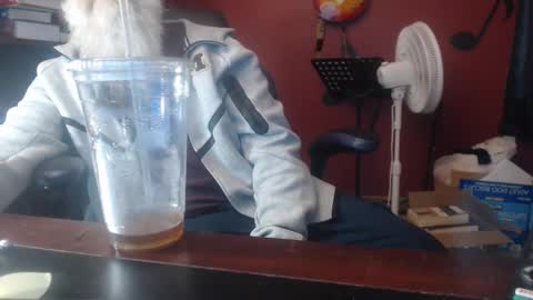 joeyzzz1 online show from 17, 4, 2026