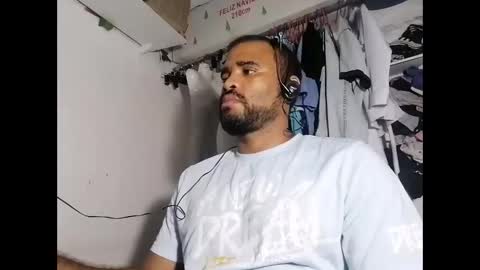 johan2222222222 online show from 20, 2, 2025