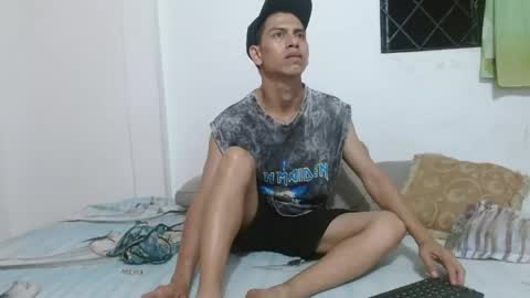 Snapshot of johan_kitten chatting on 7, 6, 2026 johan online show from 7, 6, 2026