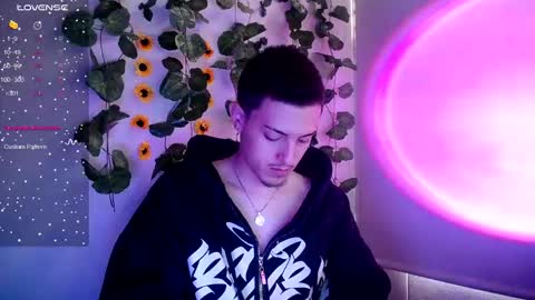 johan_parker222 online show from 20, 9, 2025