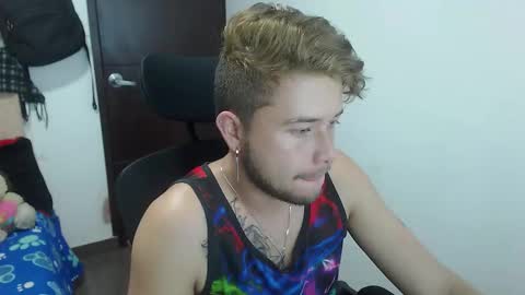 JOHAN independient model online show from 24, 10, 2025