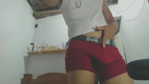 Snapshot of johantorres19 chatting on 7, 1, 2025 johantorres19 online show from 7, 1, 2025