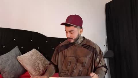 John  online show from 13, 10, 2025