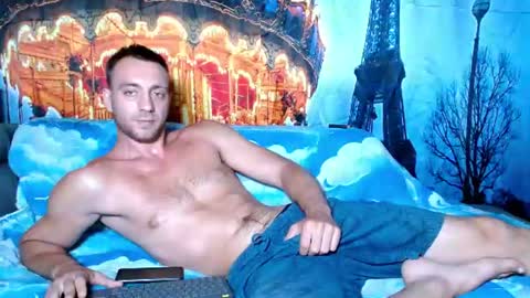 Snapshot of john_green77 chatting on 28, 7, 2026 John online show from 28, 7, 2026