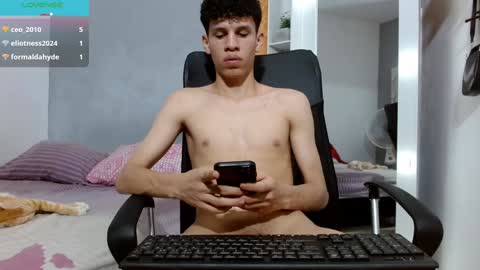 Snapshot of john_ssnow29 chatting on 3, 1, 2025 john_ssnow29 online show from 3, 1, 2025