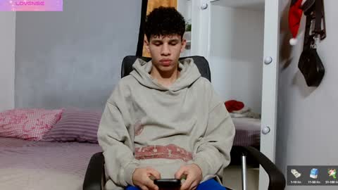 Snapshot of john_ssnow29 chatting on 6, 1, 2025 john_ssnow29 online show from 6, 1, 2025