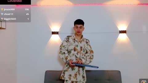 john_ssnow29 online show from 29, 11, 2025