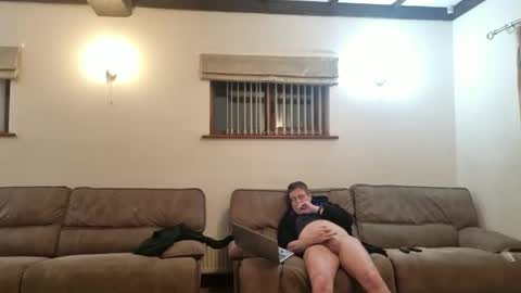 johnathan_stuart33 online show from 8, 3, 2026