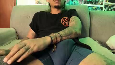 John carrie    Independent  Help me reach my goal 100 likes and 10000 followers  online show from 20, 3, 2026