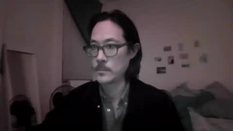 Johnee online show from 8, 11, 2025