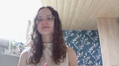 johnieperretti online show from 29, 6, 2026