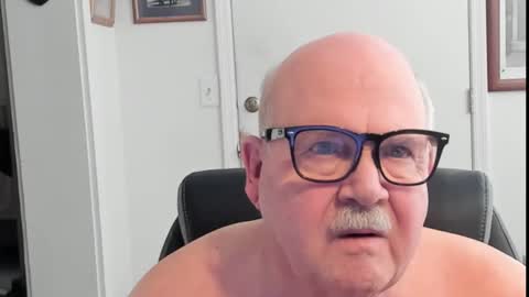 johnno52 online show from 2, 12, 2024