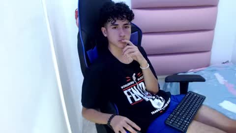 johnny_cagee online show from 5, 12, 2024