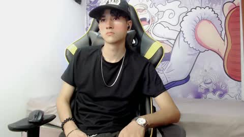 johnny_cagee online show from 7, 1, 2025