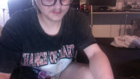 Snapshot of johnnygte chatting on 19, 7, 2026 johnnygte online show from 19, 7, 2026