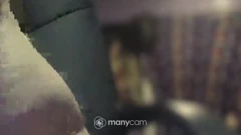 Snapshot of johnnyshung1 chatting on 8, 1, 2025 johnnyshung1 online show from 8, 1, 2025