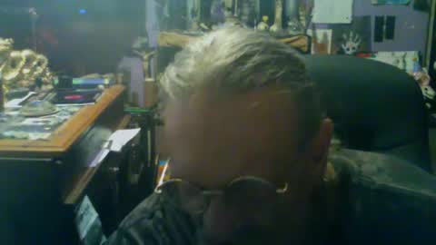 Snapshot of johnnyshung1 chatting on 9, 9, 2025 johnnyshung1 online show from 9, 9, 2025