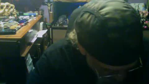 Snapshot of johnnyshung1 chatting on 14, 9, 2025 johnnyshung1 online show from 14, 9, 2025