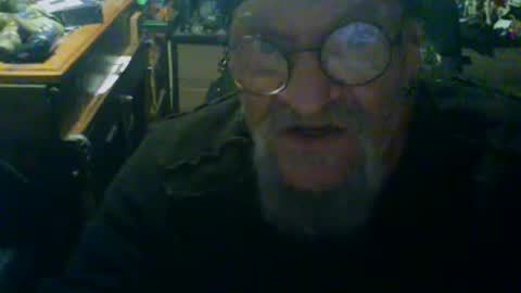 Snapshot of johnnyshung1 chatting on 23, 10, 2025 johnnyshung1 online show from 23, 10, 2025