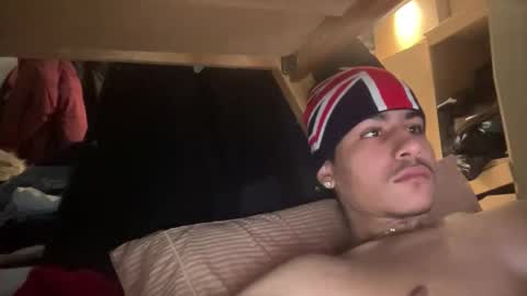 Snapshot of johnycash1101 chatting on 11, 4, 2026 johnycash1101 online show from 11, 4, 2026