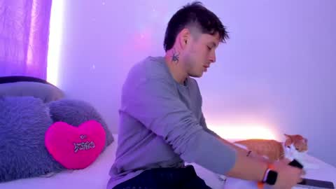 Snapshot of johnycooper08 chatting on 15, 6, 2026 johnycooper08 online show from 15, 6, 2026