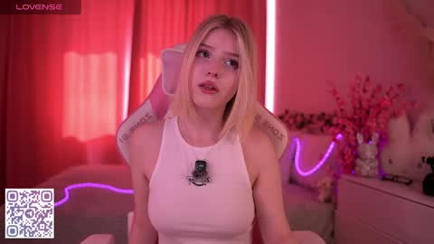 Snapshot of joicequeen chatting on 25, 5, 2026 Paula online show from 25, 5, 2026