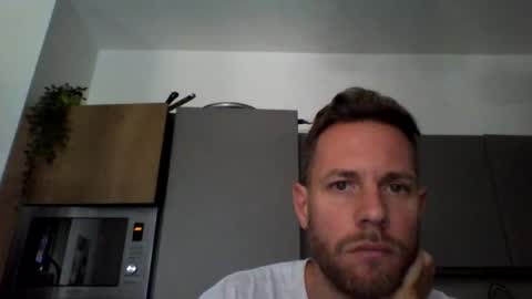 Snapshot of jojo19844 chatting on 15, 9, 2025 jojo19844 online show from 15, 9, 2025