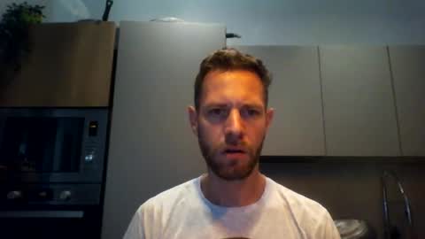 Snapshot of jojo19844 chatting on 18, 9, 2025 jojo19844 online show from 18, 9, 2025