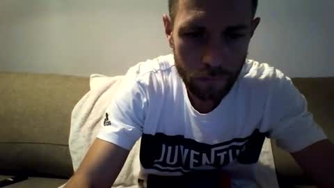 Snapshot of jojo19844 chatting on 11, 10, 2025 jojo19844 online show from 11, 10, 2025