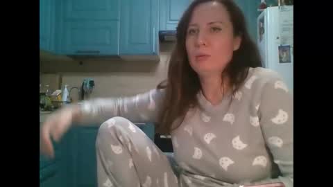 Snapshot of joleli05 chatting on 29, 5, 2026 you can call me my Queen online show from 29, 5, 2026