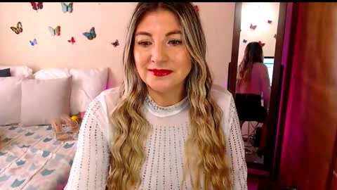 Jolie Mature online show from 2, 2, 2026