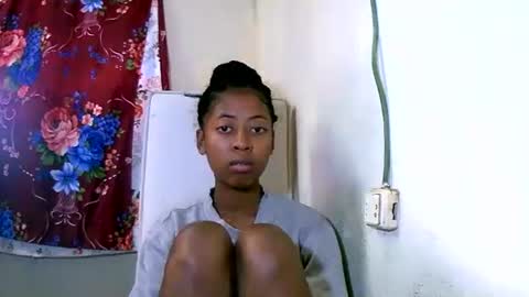 Snapshot of joliekah27 chatting on 22, 1, 2025 joliekah27 online show from 22, 1, 2025