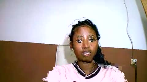 Snapshot of joliekah27 chatting on 14, 2, 2025 joliekah27 online show from 14, 2, 2025